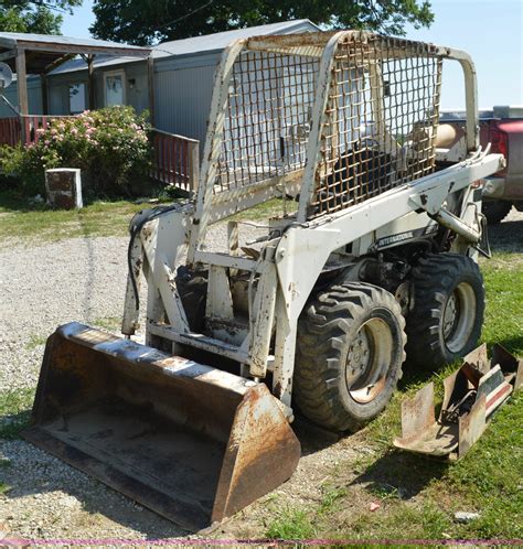 international 3300b skid steer specs|3300b skid steer reviews.